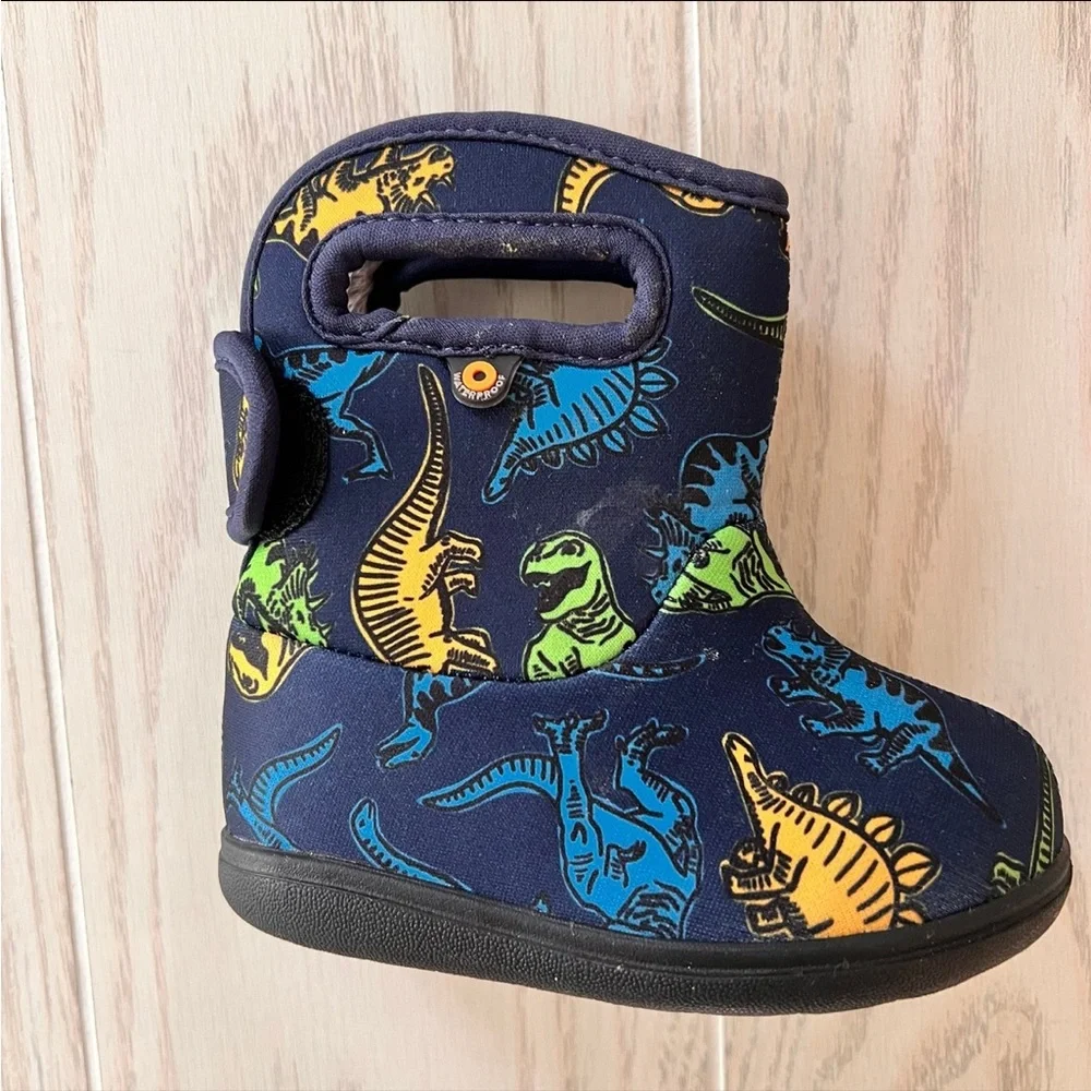 NWOT Bogs dinosaur boots - Picture 3 of 7